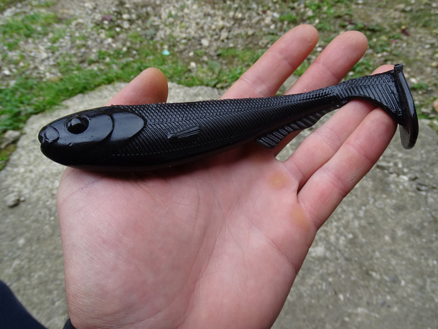 DGF Shad 18.5cm